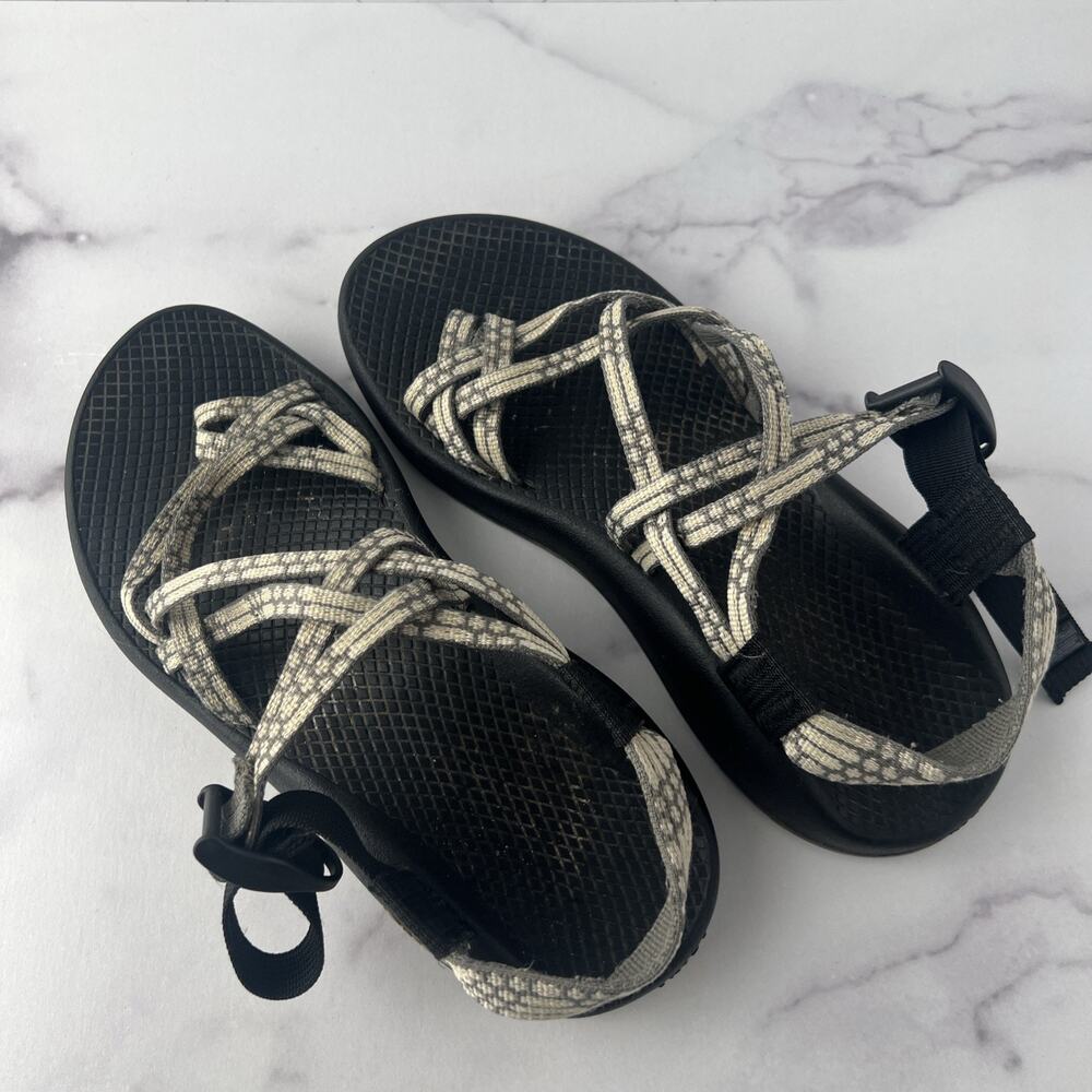 Chaco Mayan Print Strappy Sandal Womens Gray and White Size 8 Used